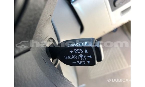Acheter Import Voiture Toyota Land Cruiser Blanc à Import - Dubai, Artibonite Acheter Import Voiture Toyota Land Cruiser Blanc à Import - Dubai, Artibonite