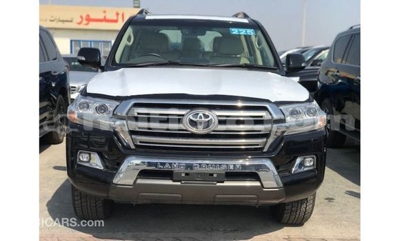 Acheter Import Voiture Toyota Land Cruiser Noir à Import - Dubai, Artibonite Acheter Import Voiture Toyota Land Cruiser Noir à Import - Dubai, Artibonite