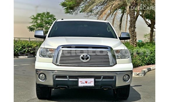 Acheter Import Voiture Toyota Tundra Blanc à Import - Dubai, Artibonite Acheter Import Voiture Toyota Tundra Blanc à Import - Dubai, Artibonite