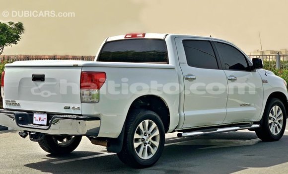 Acheter Import Voiture Toyota Tundra Blanc à Import - Dubai, Artibonite Acheter Import Voiture Toyota Tundra Blanc à Import - Dubai, Artibonite