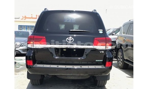 Acheter Import Voiture Toyota Land Cruiser Noir à Import - Dubai, Artibonite Acheter Import Voiture Toyota Land Cruiser Noir à Import - Dubai, Artibonite