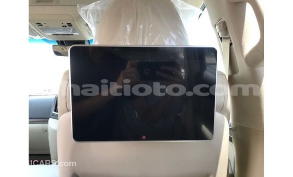 Acheter Import Voiture Toyota Land Cruiser Noir à Import - Dubai, Artibonite Acheter Import Voiture Toyota Land Cruiser Noir à Import - Dubai, Artibonite