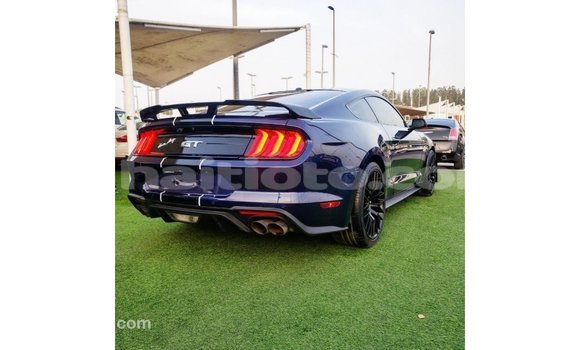 Acheter Import Voiture Ford Mustang Bleu à Import - Dubai, Artibonite Acheter Import Voiture Ford Mustang Bleu à Import - Dubai, Artibonite