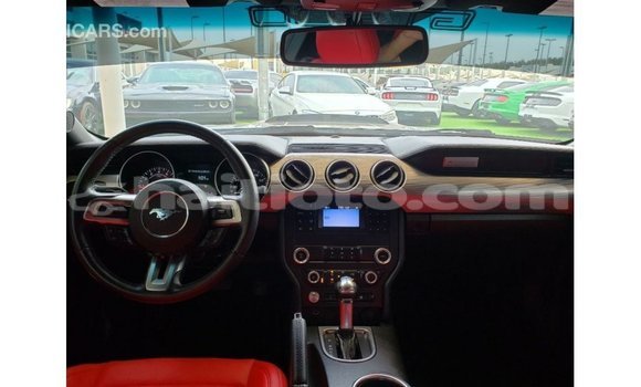 Acheter Import Voiture Ford Mustang Bleu à Import - Dubai, Artibonite Acheter Import Voiture Ford Mustang Bleu à Import - Dubai, Artibonite