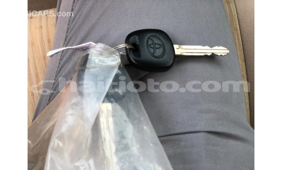 Buy Import Toyota Yaris White Car in Import - Dubai in Artibonite Buy Import Toyota Yaris White Car in Import - Dubai in Artibonite