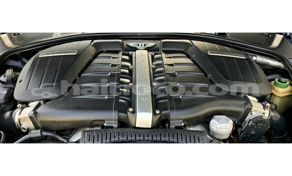 Acheter Import Voiture Bentley Continental Flying Spur Bleu à Import - Dubai, Artibonite Acheter Import Voiture Bentley Continental Flying Spur Bleu à Import - Dubai, Artibonite