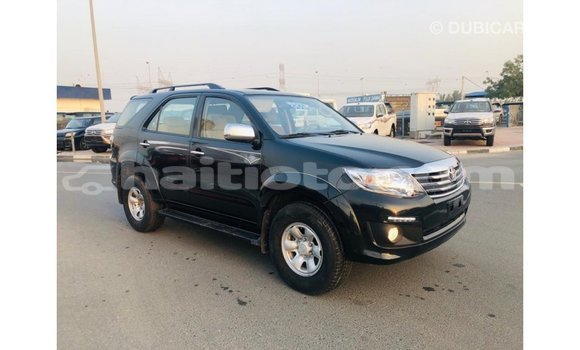 Acheter Import Voiture Toyota Fortuner Noir à Import - Dubai, Artibonite Acheter Import Voiture Toyota Fortuner Noir à Import - Dubai, Artibonite