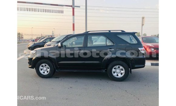 Acheter Import Voiture Toyota Fortuner Noir à Import - Dubai, Artibonite Acheter Import Voiture Toyota Fortuner Noir à Import - Dubai, Artibonite