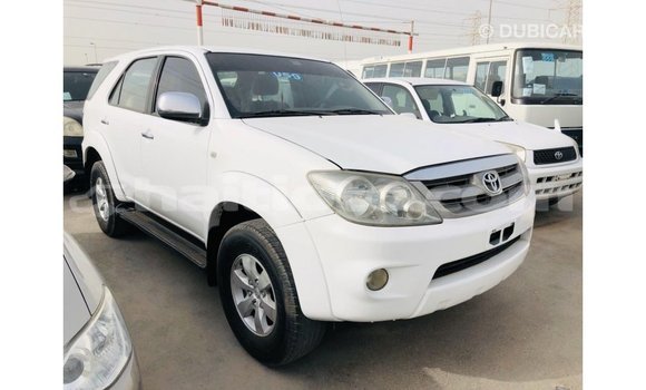 Buy Import Toyota Fortuner White Car in Import - Dubai in Artibonite Buy Import Toyota Fortuner White Car in Import - Dubai in Artibonite