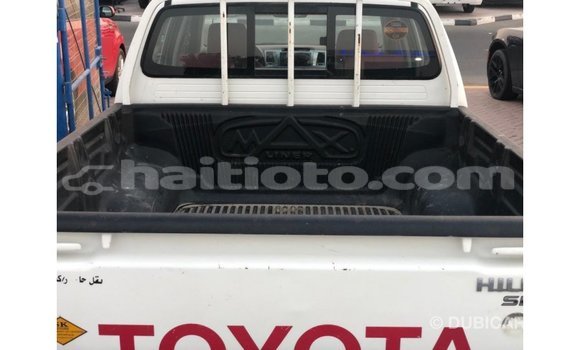 Buy Import Toyota Hilux White Car in Import - Dubai in Artibonite Buy Import Toyota Hilux White Car in Import - Dubai in Artibonite