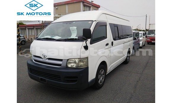 Acheter Import Voiture Toyota Hiace Blanc à Import - Dubai, Artibonite Acheter Import Voiture Toyota Hiace Blanc à Import - Dubai, Artibonite