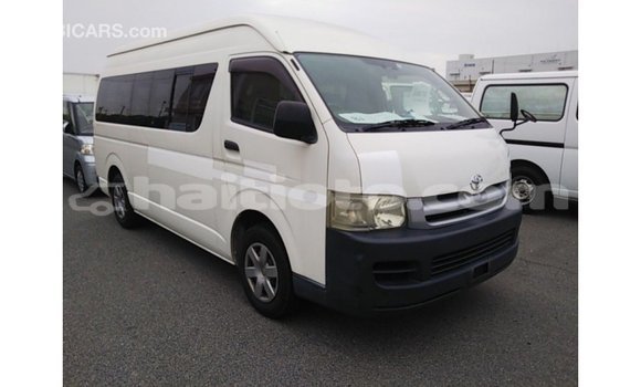 Acheter Import Voiture Toyota Hiace Blanc à Import - Dubai, Artibonite Acheter Import Voiture Toyota Hiace Blanc à Import - Dubai, Artibonite