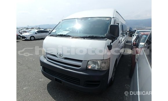Acheter Import Voiture Toyota Hiace Blanc à Import - Dubai, Artibonite Acheter Import Voiture Toyota Hiace Blanc à Import - Dubai, Artibonite
