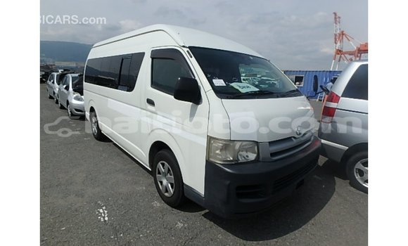 Acheter Import Voiture Toyota Hiace Blanc à Import - Dubai, Artibonite Acheter Import Voiture Toyota Hiace Blanc à Import - Dubai, Artibonite