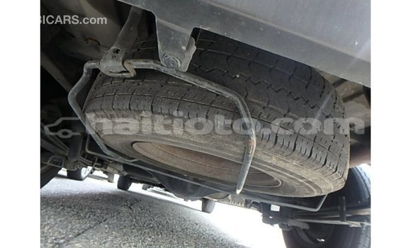 Acheter Import Voiture Toyota Hiace Blanc à Import - Dubai, Artibonite Acheter Import Voiture Toyota Hiace Blanc à Import - Dubai, Artibonite