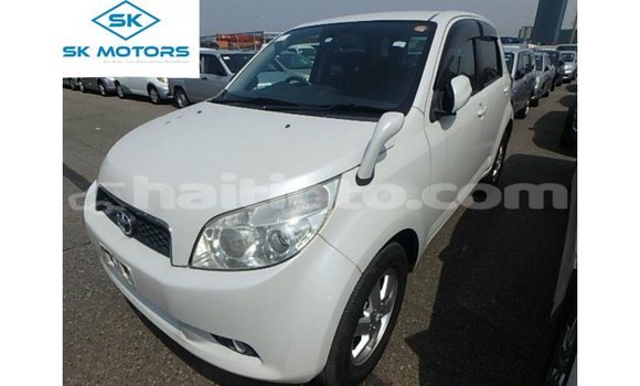 Acheter Import Voiture Toyota Rush Blanc à Import - Dubai, Artibonite