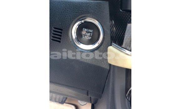 Buy Import Toyota Corolla White Car in Import - Dubai in Artibonite Buy Import Toyota Corolla White Car in Import - Dubai in Artibonite