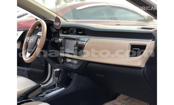 Buy Import Toyota Corolla White Car in Import - Dubai in Artibonite Buy Import Toyota Corolla White Car in Import - Dubai in Artibonite