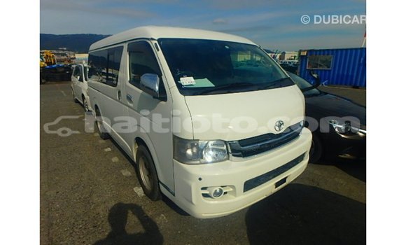 Acheter Import Voiture Toyota Hiace Blanc à Import - Dubai, Artibonite Acheter Import Voiture Toyota Hiace Blanc à Import - Dubai, Artibonite
