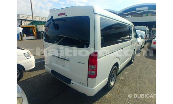 Acheter Import Voiture Toyota Hiace Blanc à Import - Dubai, Artibonite Acheter Import Voiture Toyota Hiace Blanc à Import - Dubai, Artibonite