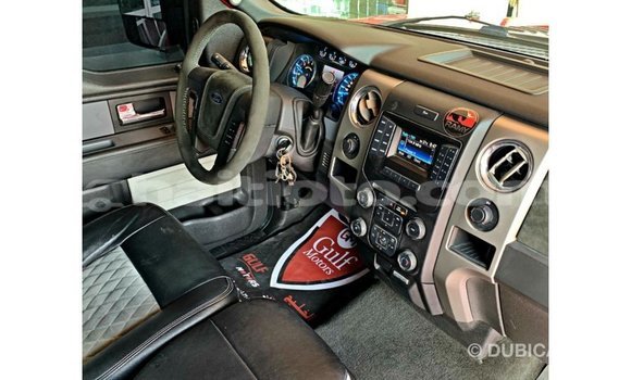 Acheter Import Voiture Ford Club Wagon Rouge à Import - Dubai, Artibonite Acheter Import Voiture Ford Club Wagon Rouge à Import - Dubai, Artibonite