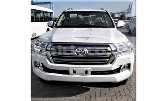 Buy Import Toyota Land Cruiser White Car in Import - Dubai in Artibonite Buy Import Toyota Land Cruiser White Car in Import - Dubai in Artibonite