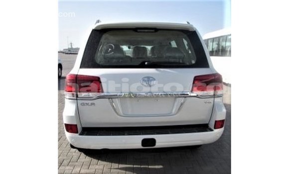 Buy Import Toyota Land Cruiser White Car in Import - Dubai in Artibonite Buy Import Toyota Land Cruiser White Car in Import - Dubai in Artibonite
