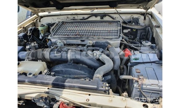 Acheter Import Voiture Toyota Land Cruiser Blanc à Import - Dubai, Artibonite Acheter Import Voiture Toyota Land Cruiser Blanc à Import - Dubai, Artibonite