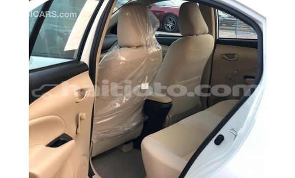 Buy Import Toyota Yaris White Car in Import - Dubai in Artibonite Buy Import Toyota Yaris White Car in Import - Dubai in Artibonite