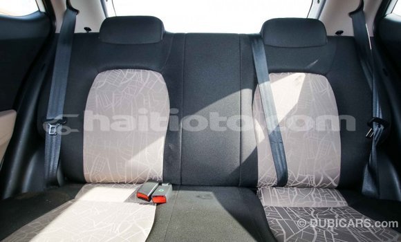 Acheter Import Voiture Hyundai i10 Blanc à Import - Dubai, Artibonite Acheter Import Voiture Hyundai i10 Blanc à Import - Dubai, Artibonite