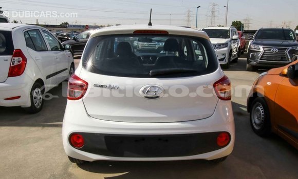 Acheter Import Voiture Hyundai i10 Blanc à Import - Dubai, Artibonite Acheter Import Voiture Hyundai i10 Blanc à Import - Dubai, Artibonite