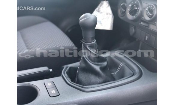 Acheter Import Voiture Toyota Hilux Autre à Import - Dubai, Artibonite Acheter Import Voiture Toyota Hilux Autre à Import - Dubai, Artibonite