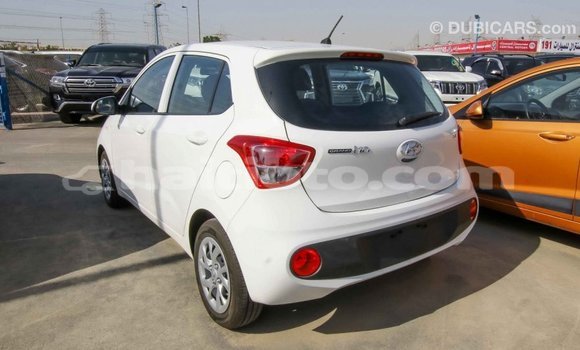 Acheter Import Voiture Hyundai i10 Blanc à Import - Dubai, Artibonite Acheter Import Voiture Hyundai i10 Blanc à Import - Dubai, Artibonite