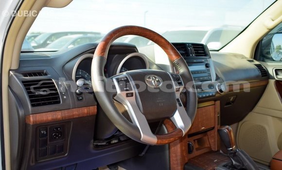 Acheter Import Voiture Toyota Prado Blanc à Import - Dubai, Artibonite Acheter Import Voiture Toyota Prado Blanc à Import - Dubai, Artibonite