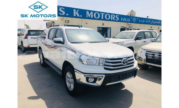 Buy Import Toyota Hilux White Car in Import - Dubai in Artibonite Buy Import Toyota Hilux White Car in Import - Dubai in Artibonite