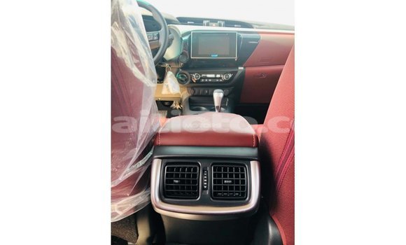 Buy Import Toyota Hilux White Car in Import - Dubai in Artibonite Buy Import Toyota Hilux White Car in Import - Dubai in Artibonite