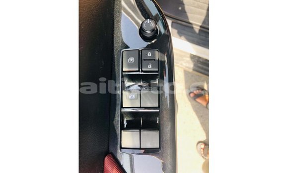 Buy Import Toyota Hilux White Car in Import - Dubai in Artibonite Buy Import Toyota Hilux White Car in Import - Dubai in Artibonite
