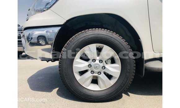 Buy Import Toyota Hilux White Car in Import - Dubai in Artibonite Buy Import Toyota Hilux White Car in Import - Dubai in Artibonite