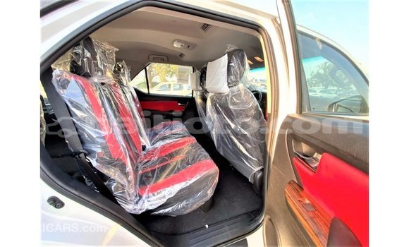 Buy Import Toyota Fortuner White Car in Import - Dubai in Artibonite Buy Import Toyota Fortuner White Car in Import - Dubai in Artibonite