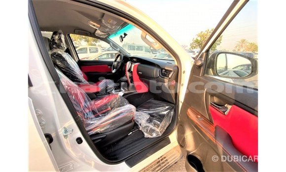 Buy Import Toyota Fortuner White Car in Import - Dubai in Artibonite Buy Import Toyota Fortuner White Car in Import - Dubai in Artibonite