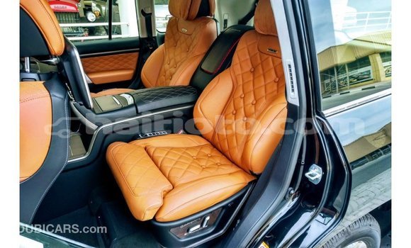 Acheter Import Voiture Toyota Land Cruiser Noir à Import - Dubai, Artibonite Acheter Import Voiture Toyota Land Cruiser Noir à Import - Dubai, Artibonite