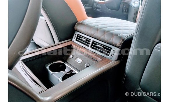 Acheter Import Voiture Toyota Land Cruiser Noir à Import - Dubai, Artibonite Acheter Import Voiture Toyota Land Cruiser Noir à Import - Dubai, Artibonite