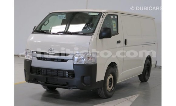 Buy Import Toyota Hiace White Car in Import - Dubai in Artibonite Buy Import Toyota Hiace White Car in Import - Dubai in Artibonite