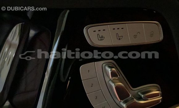 Acheter Import Voiture Mercedes-Benz 190 (W201) Noir à Import - Dubai, Artibonite Acheter Import Voiture Mercedes-Benz 190 (W201) Noir à Import - Dubai, Artibonite