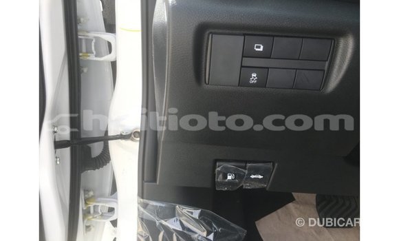 Acheter Import Voiture Nissan Sunny Blanc à Import - Dubai, Artibonite Acheter Import Voiture Nissan Sunny Blanc à Import - Dubai, Artibonite