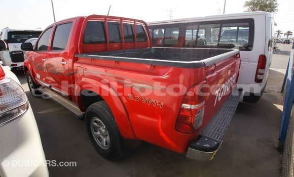 Acheter Import Voiture Toyota Hilux Rouge à Import - Dubai, Artibonite Acheter Import Voiture Toyota Hilux Rouge à Import - Dubai, Artibonite