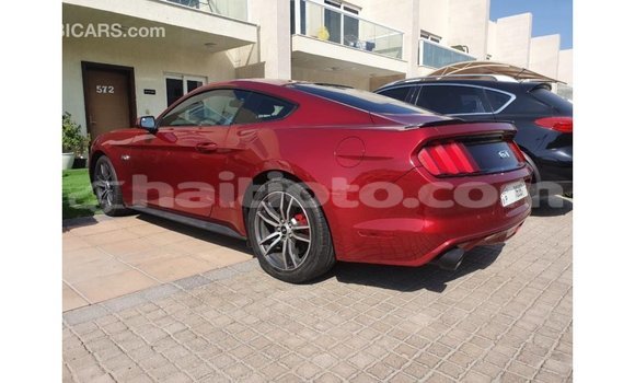 Acheter Import Voiture Ford Mustang Rouge à Import - Dubai, Artibonite Acheter Import Voiture Ford Mustang Rouge à Import - Dubai, Artibonite