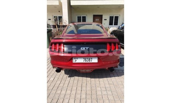 Acheter Import Voiture Ford Mustang Rouge à Import - Dubai, Artibonite Acheter Import Voiture Ford Mustang Rouge à Import - Dubai, Artibonite