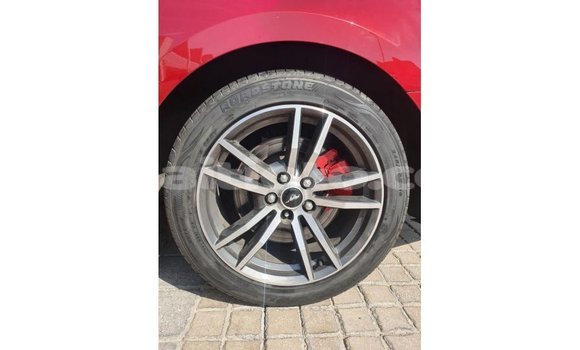 Acheter Import Voiture Ford Mustang Rouge à Import - Dubai, Artibonite Acheter Import Voiture Ford Mustang Rouge à Import - Dubai, Artibonite