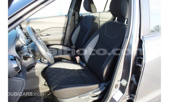 Buy Import Nissan Evalia Other Truck in Import - Dubai in Artibonite Buy Import Nissan Evalia Other Truck in Import - Dubai in Artibonite